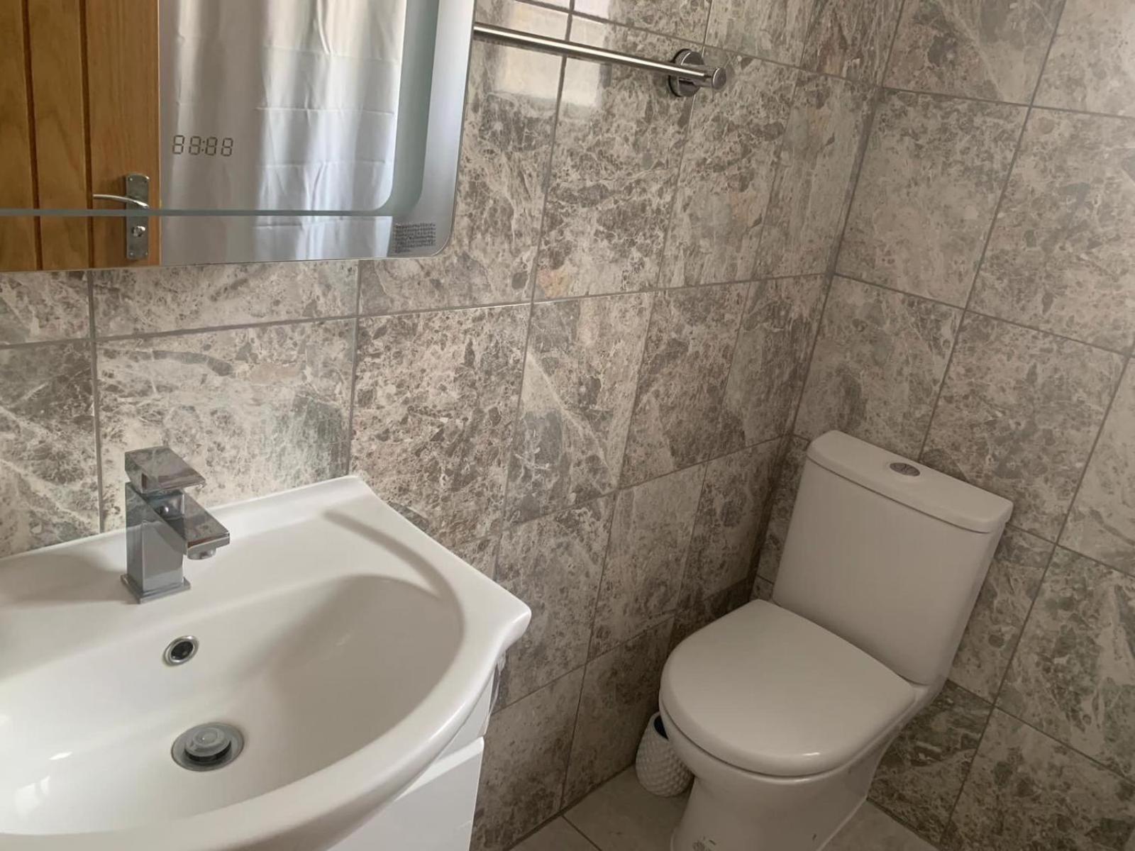 Private Renovated With Standard Size Brown Desk In Se9 6pg